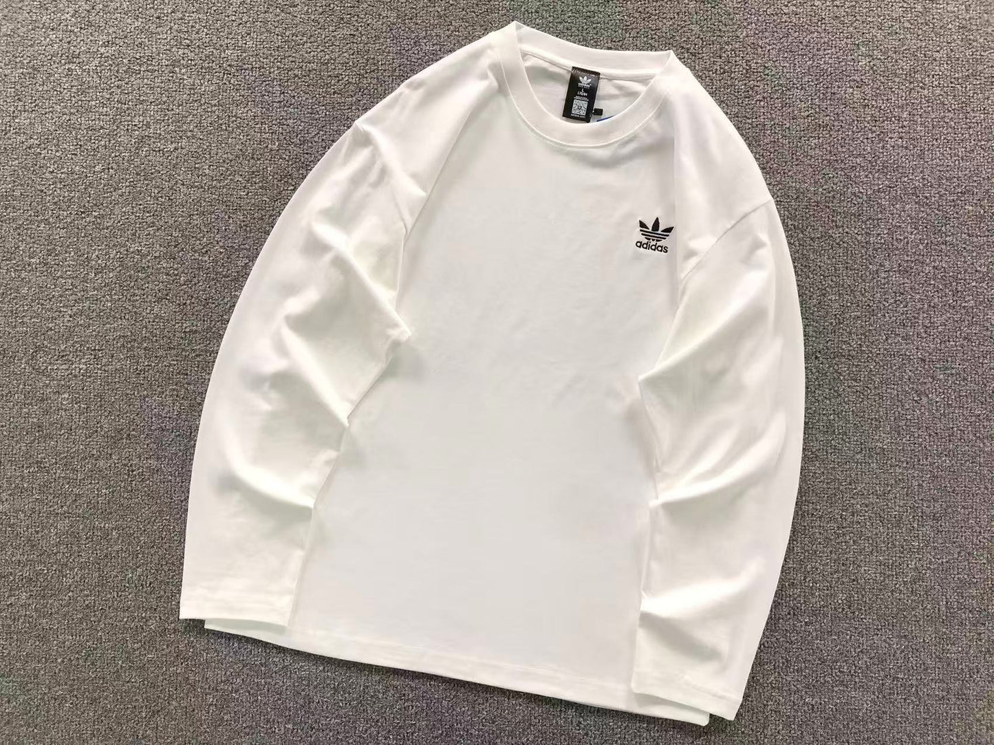 Camiseta Adidas Essentials Long Sleeve