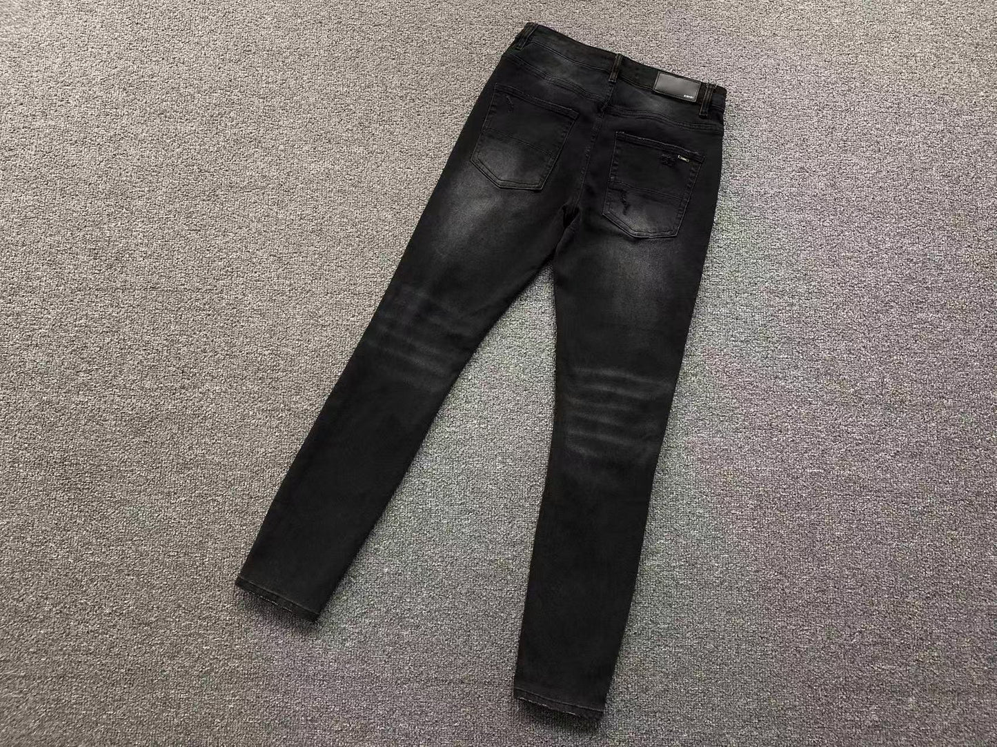 Calça AMIRI Tonal Logo Distress Denim