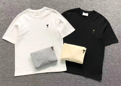 Camiseta AMI Paris Mini Heart Logo Minimal