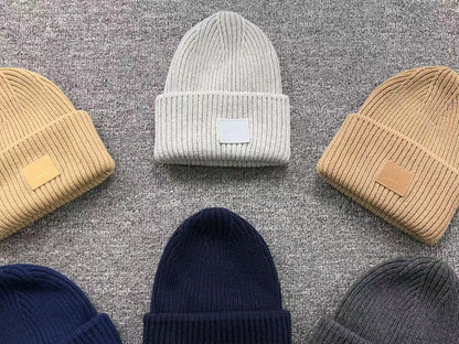 Touca Acne Studios Winter Essential