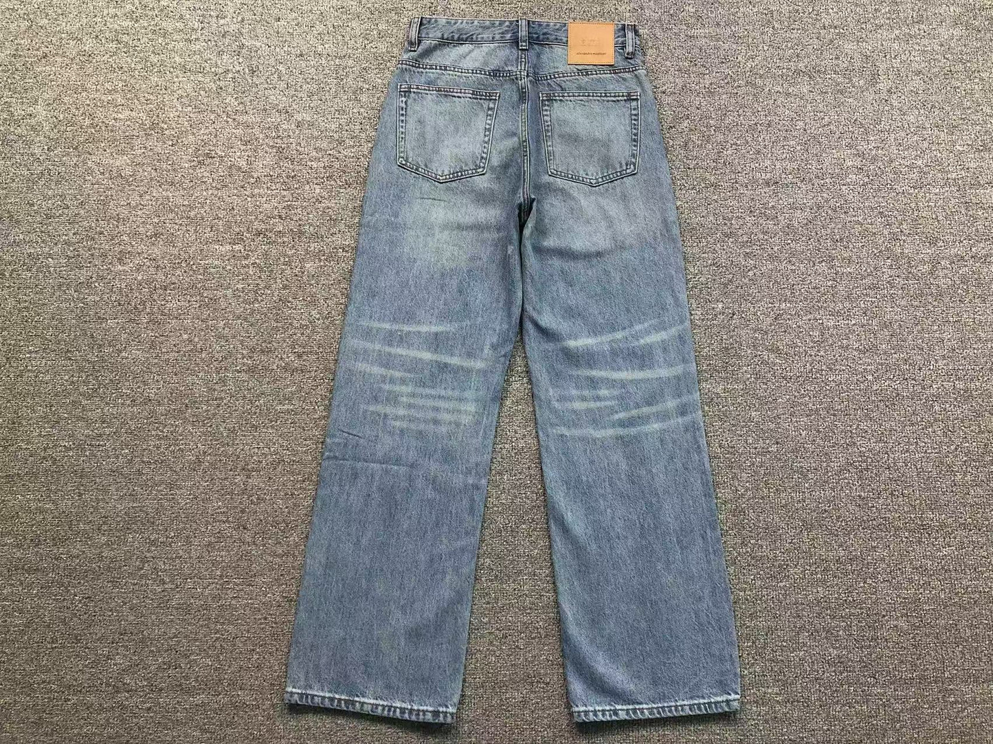 Calça Jeans AMI Paris WideLeg Lavagem