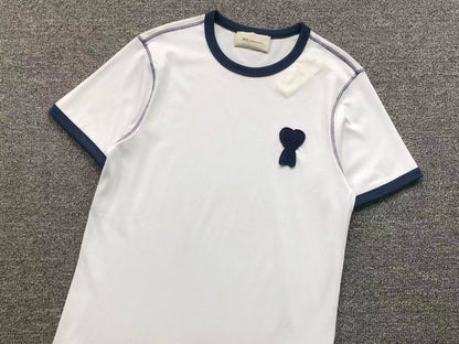 Camiseta AMI Paris Heart Patch Contrast Stitch