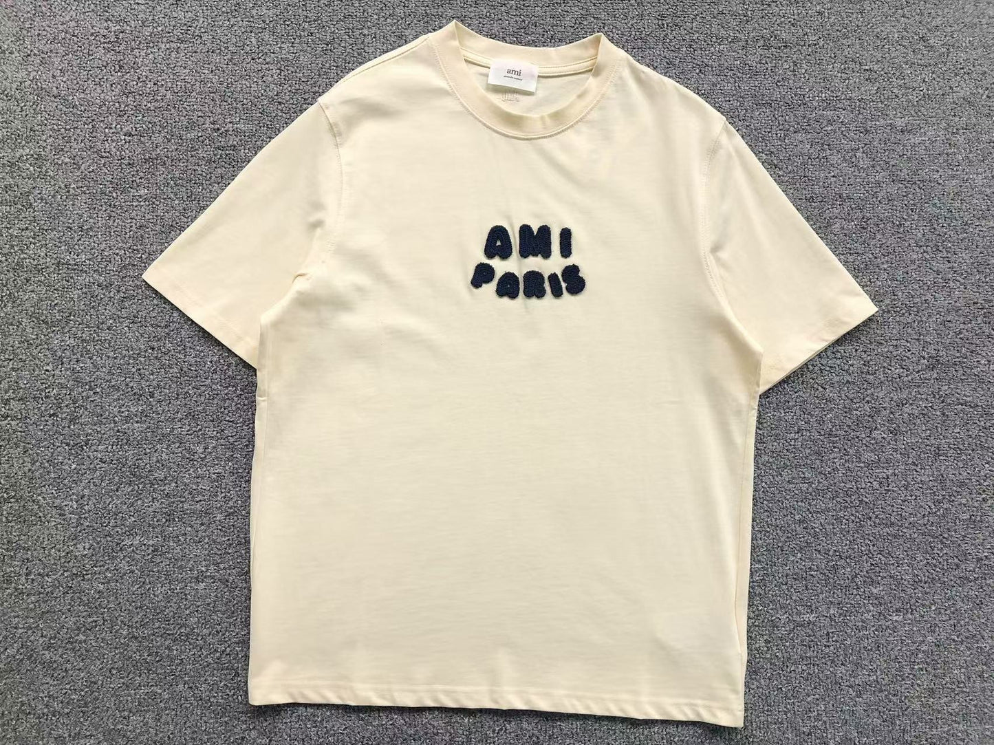 Camiseta AMI Paris Textured Logo Chenille Tee
