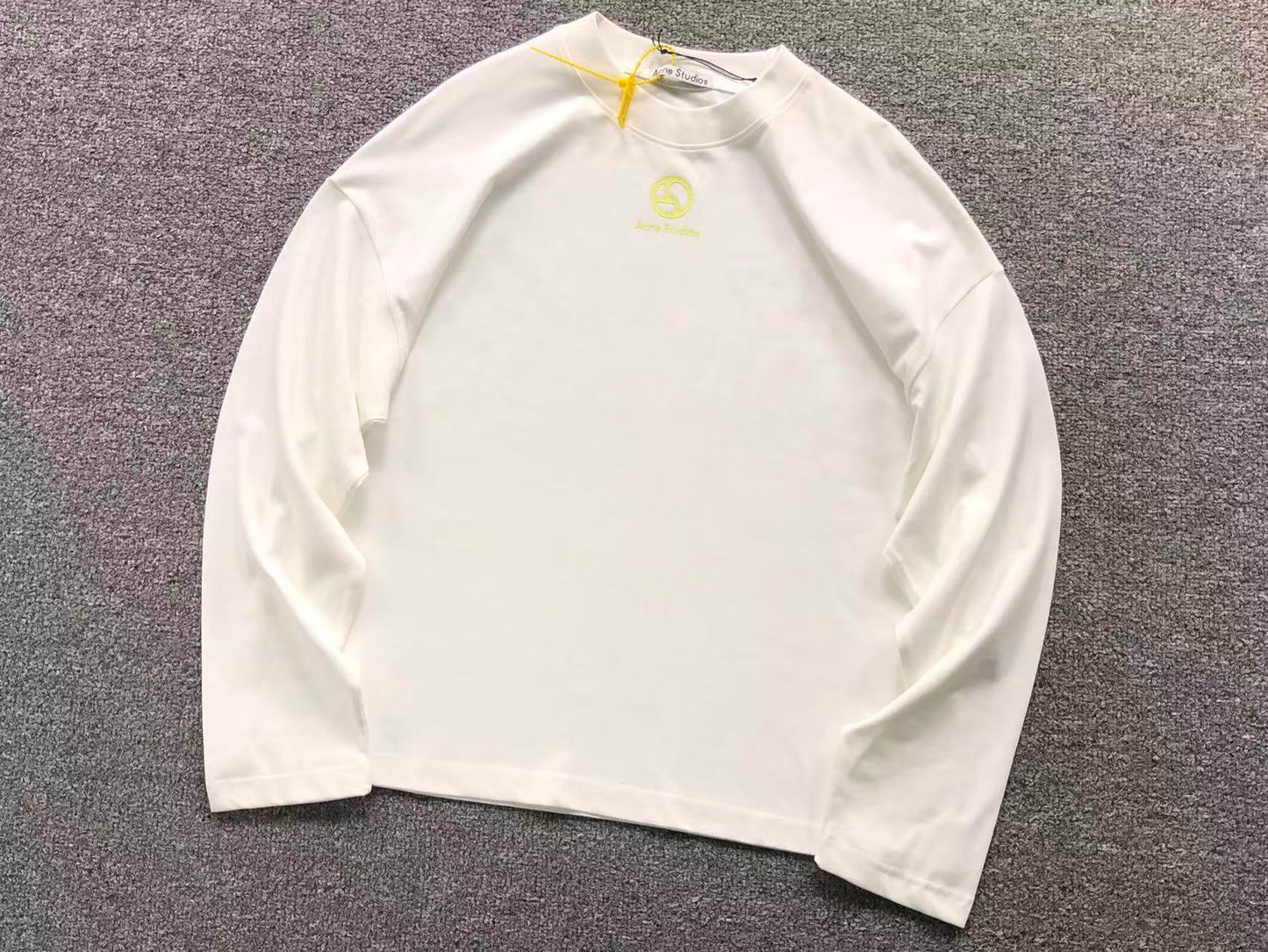 Camiseta Acne Studios Modern Icon Graphic