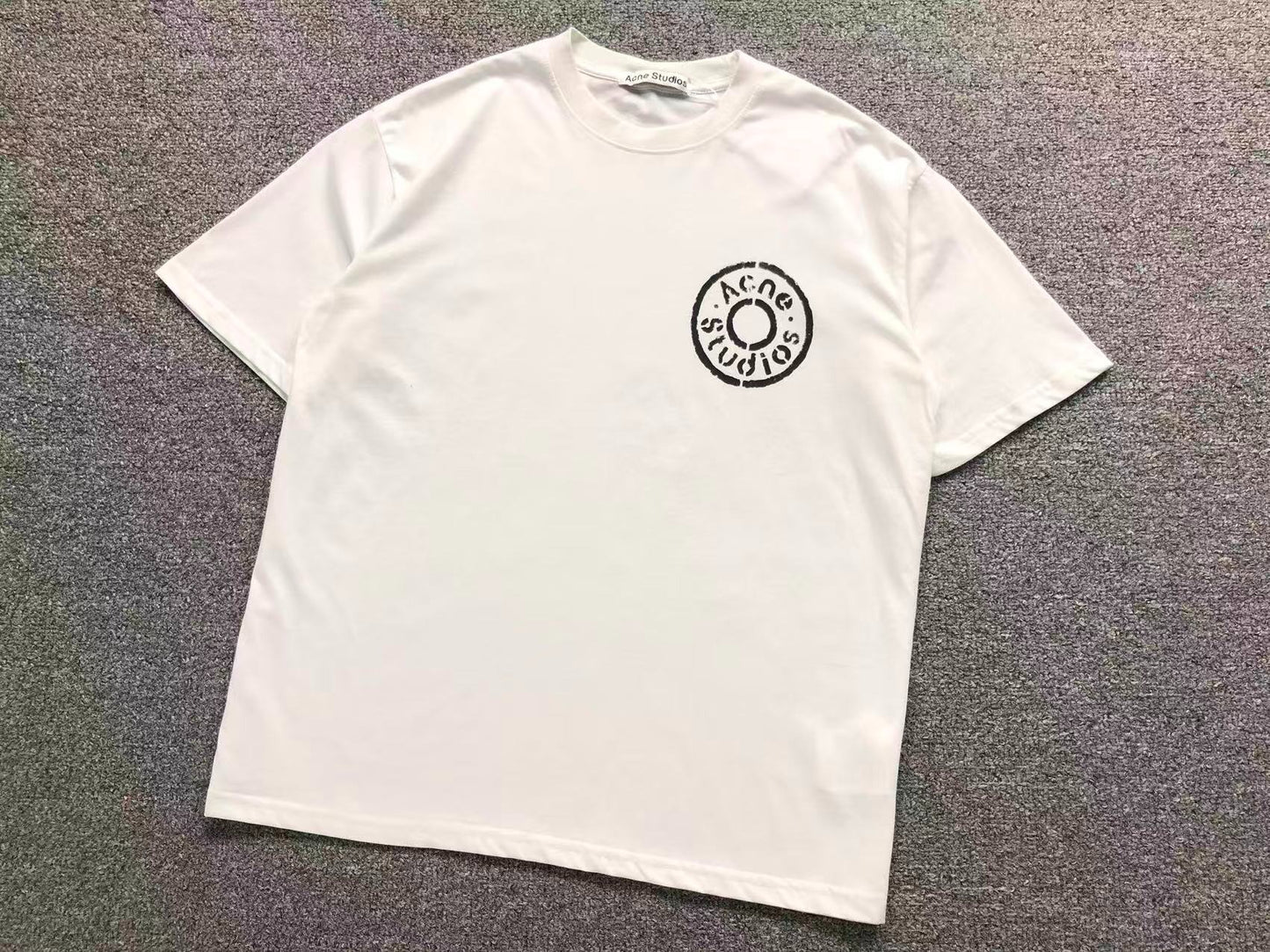 Camiseta Acne Studios Mono Circle Logo