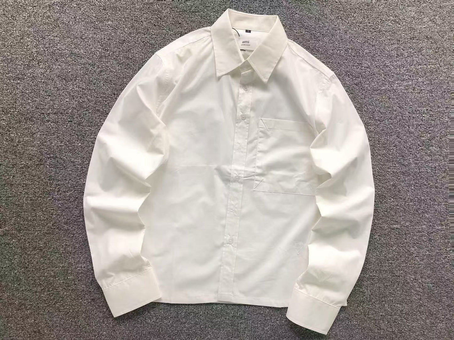 Camisa AMI Paris Clean Pocket Essential