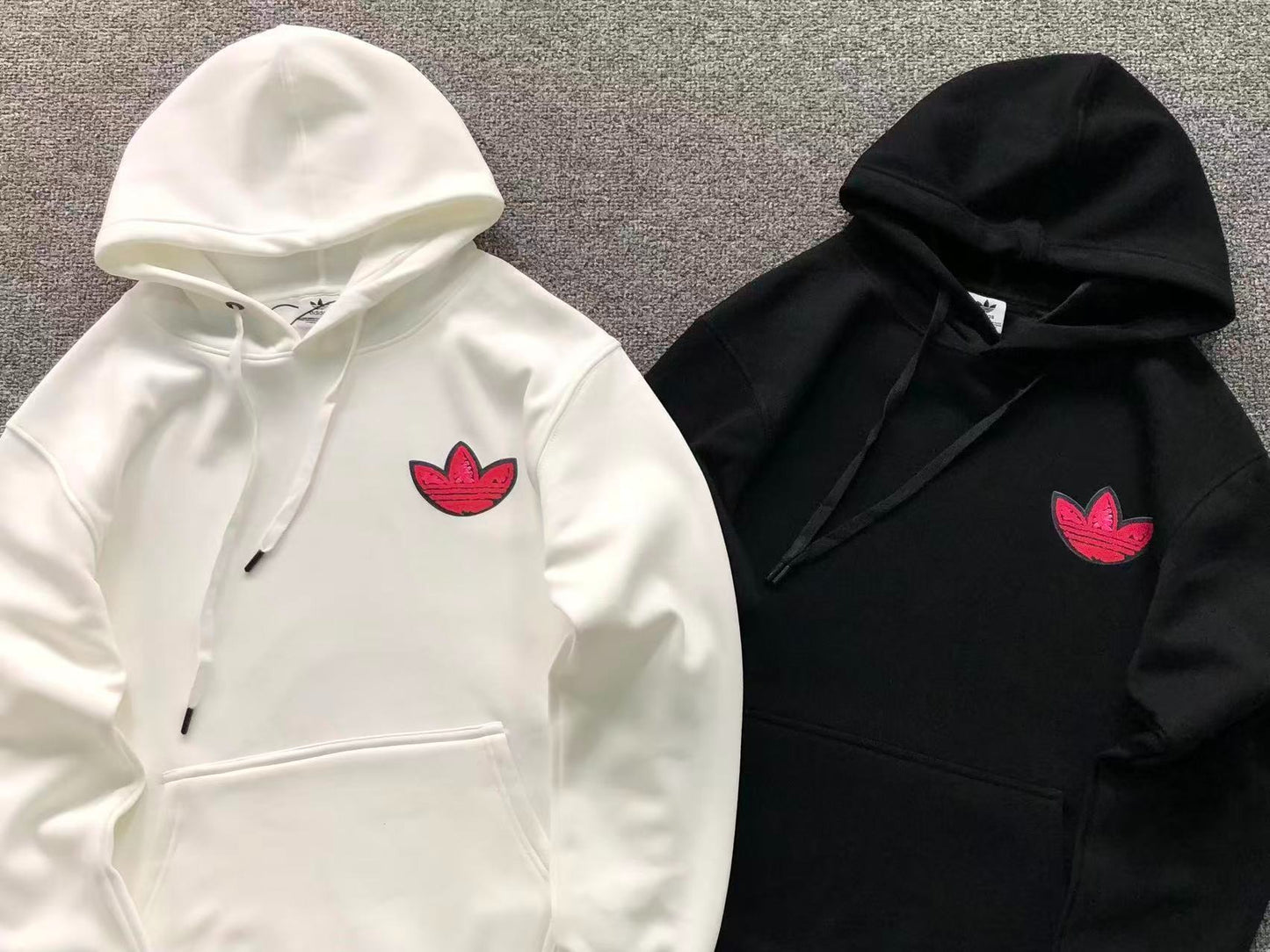 Moletom Adidas Originals Essential Red Logo
