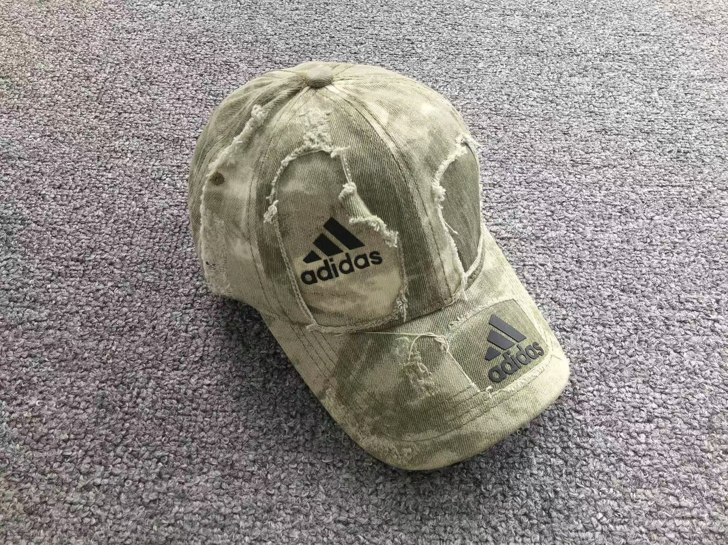 Boné adidas Distressed Archive