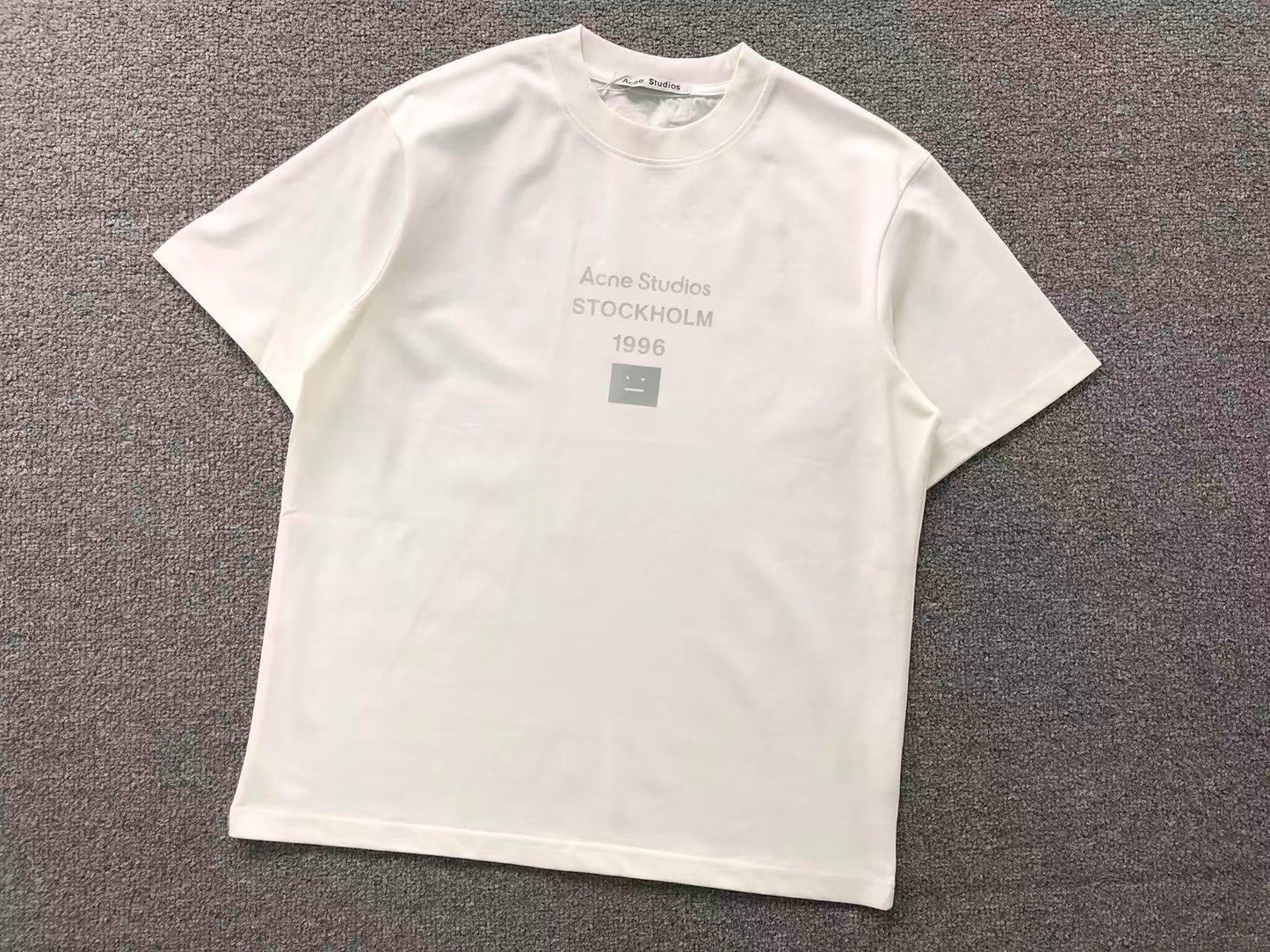 Camiseta Acne Studios Face Stockholm