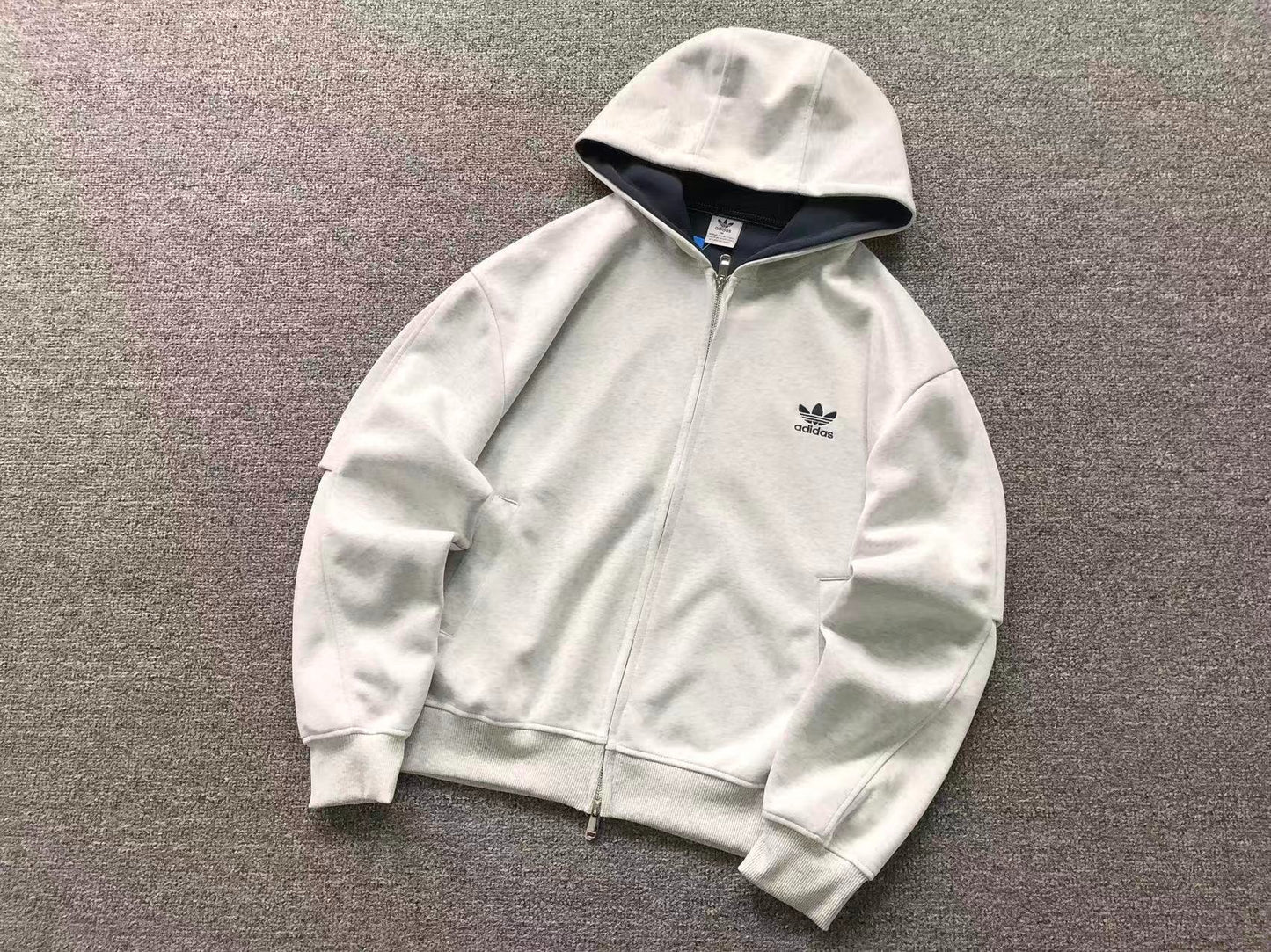 Moletom Adidas Clean Street Hoodie