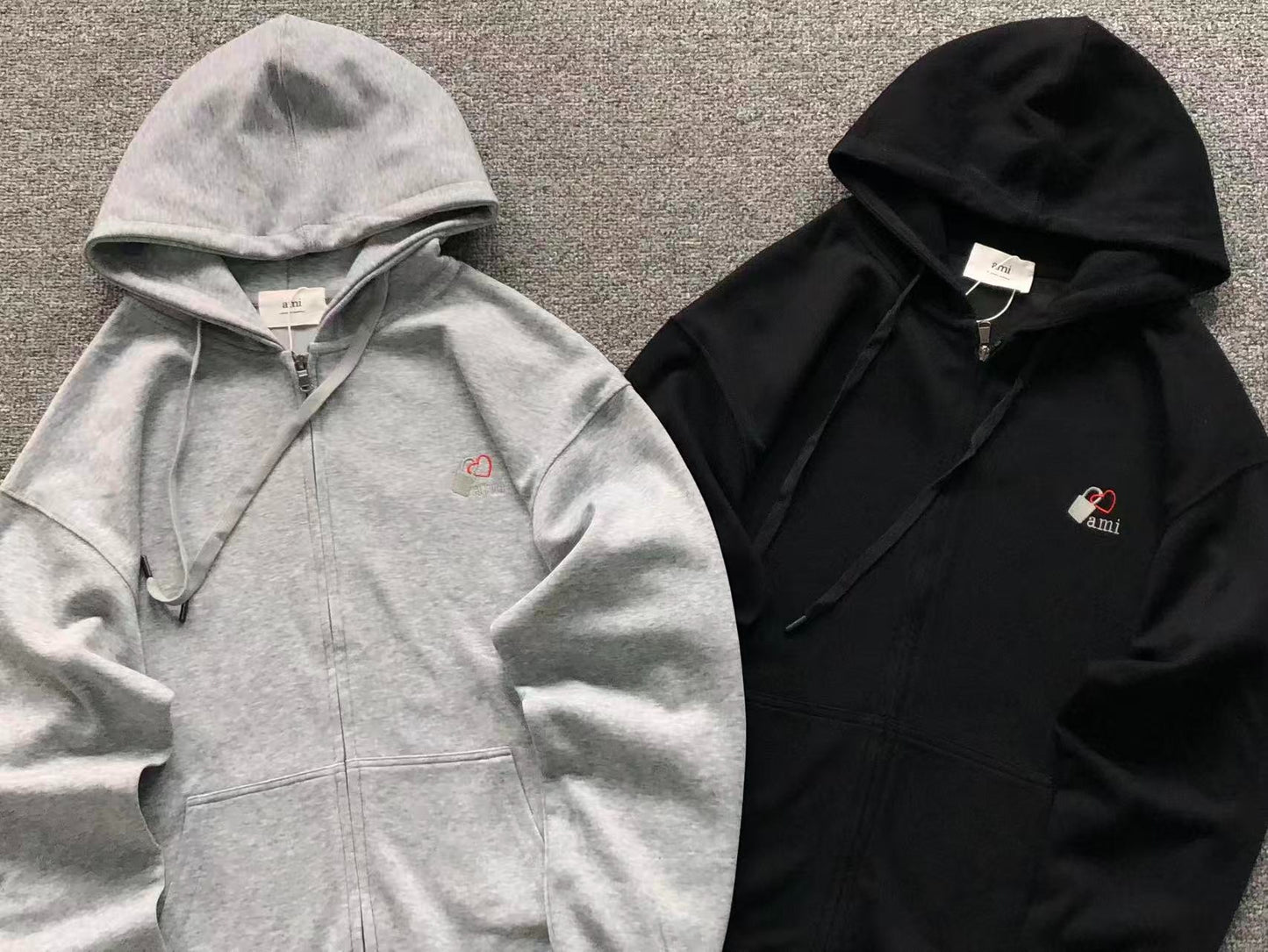 Moletom com Capuz AMI Paris Zip Hoodie Logo Coração