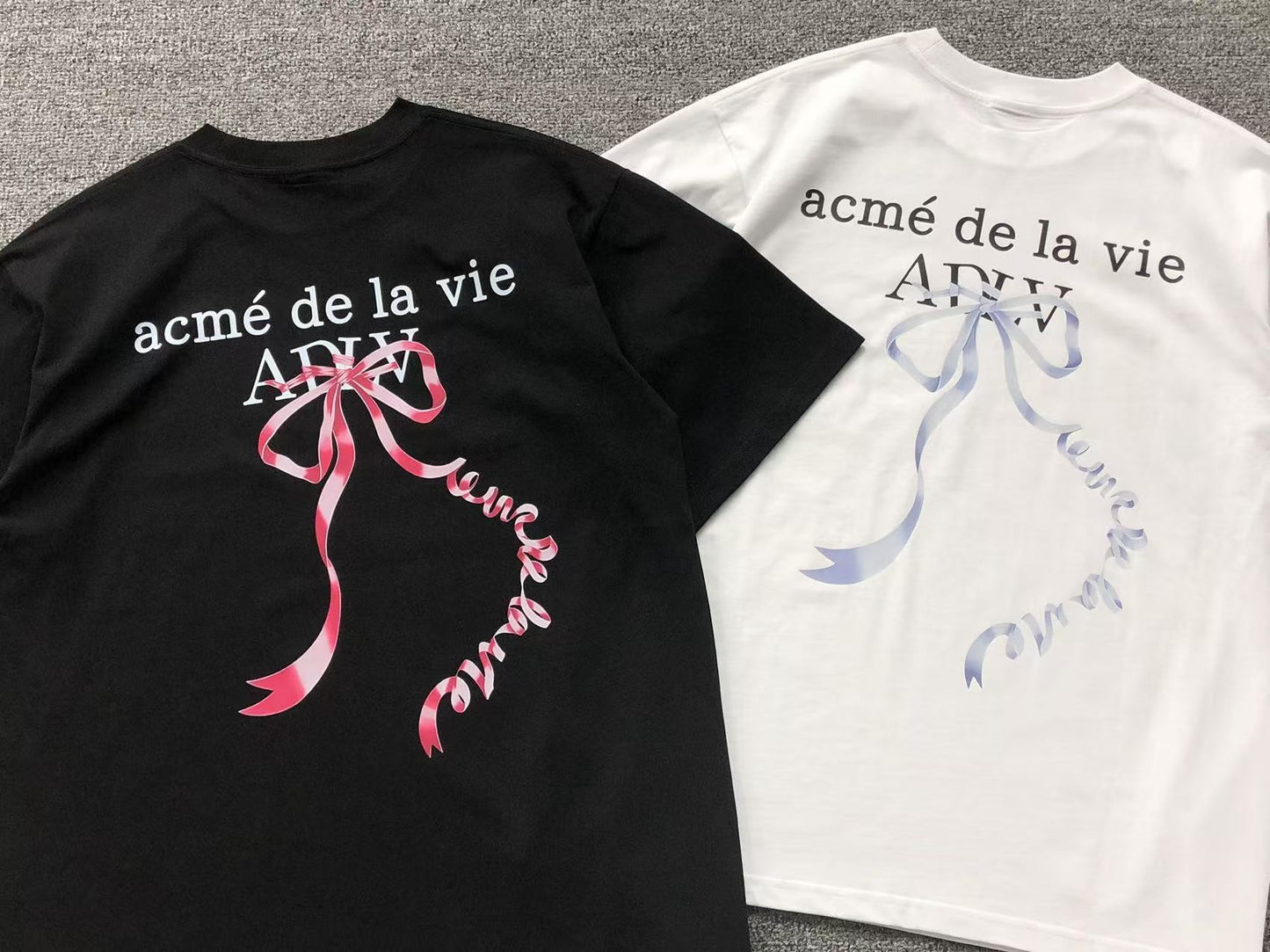 Camiseta ADLV Ribbon Graphic Tee