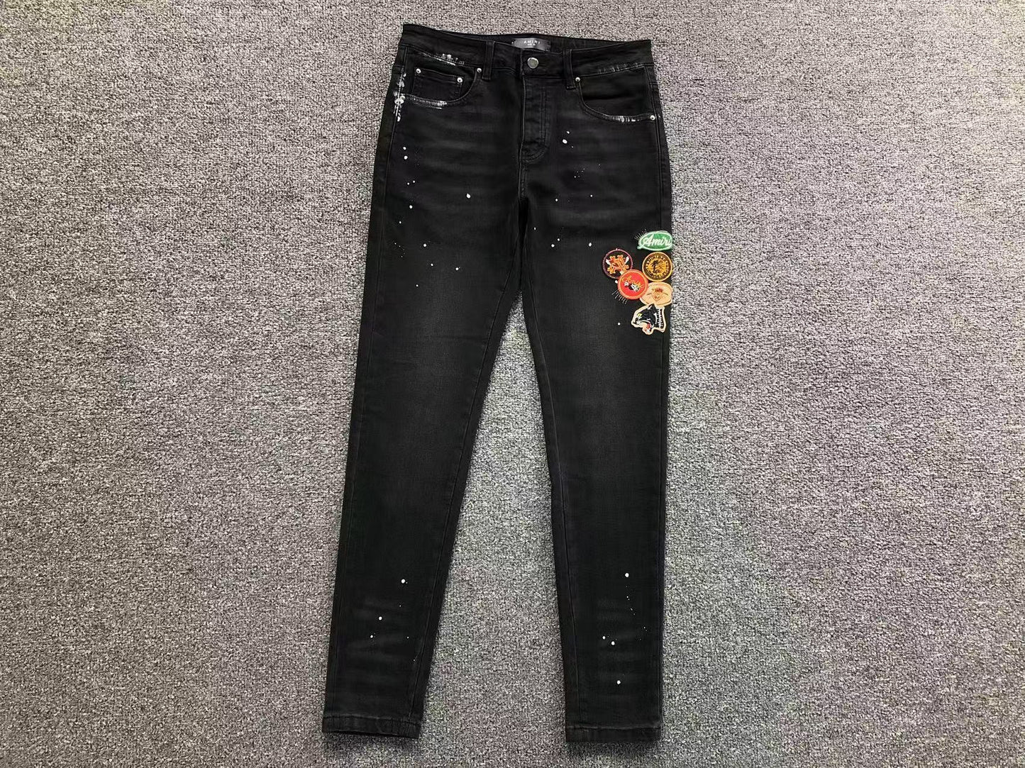 Calça AMIRI Patch Badge Black Denim