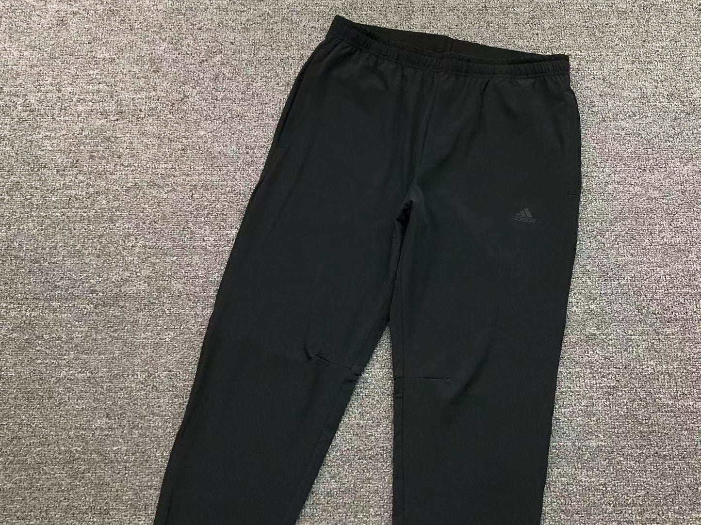 Calça Adidas Stealth Tech Minimal Pants