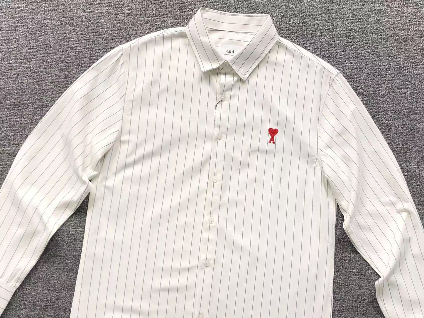 Camisa AMI Paris Striped Heart Manga Longa