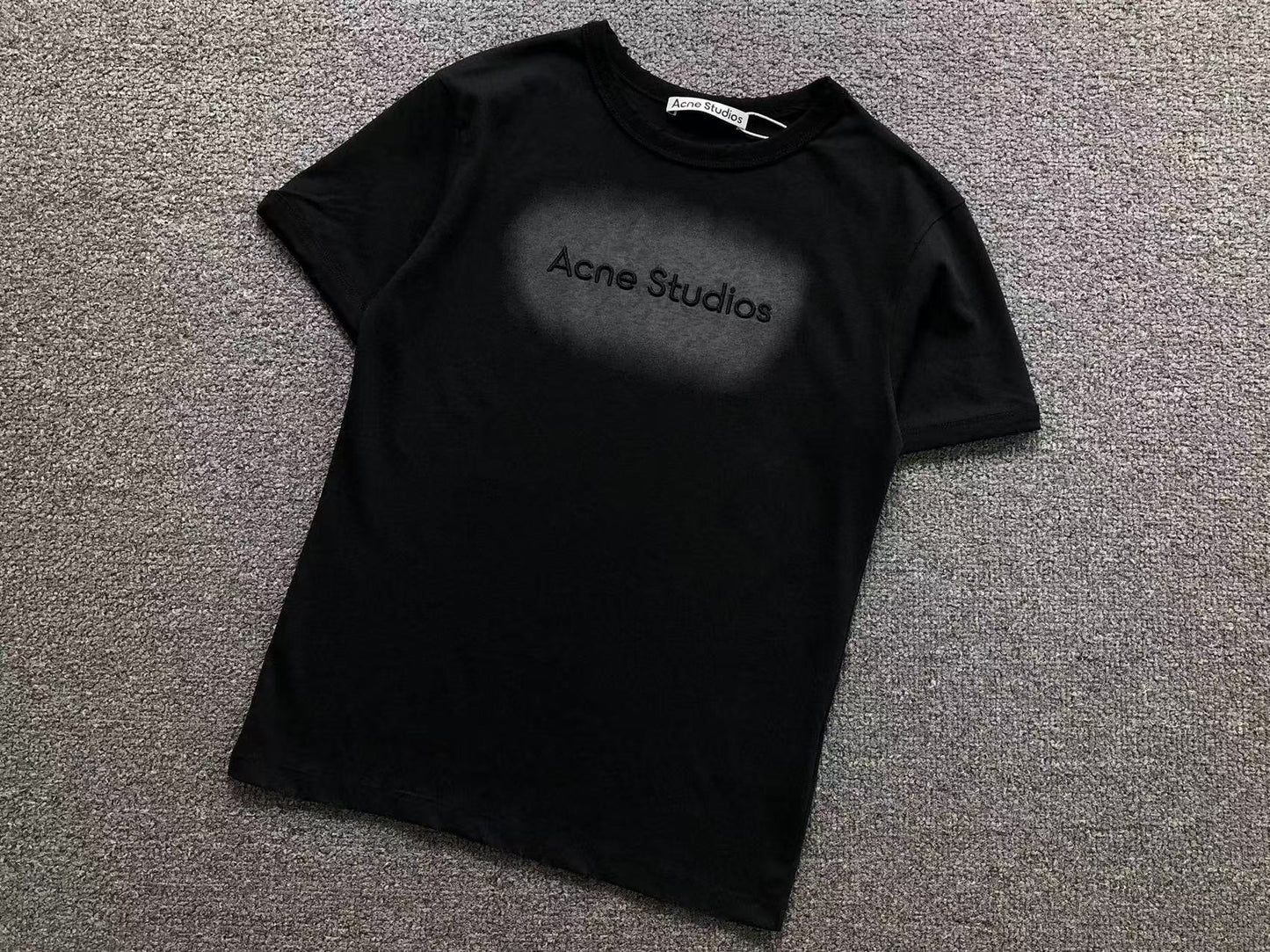 Camiseta Feminina Acne Studios Shadow Logo