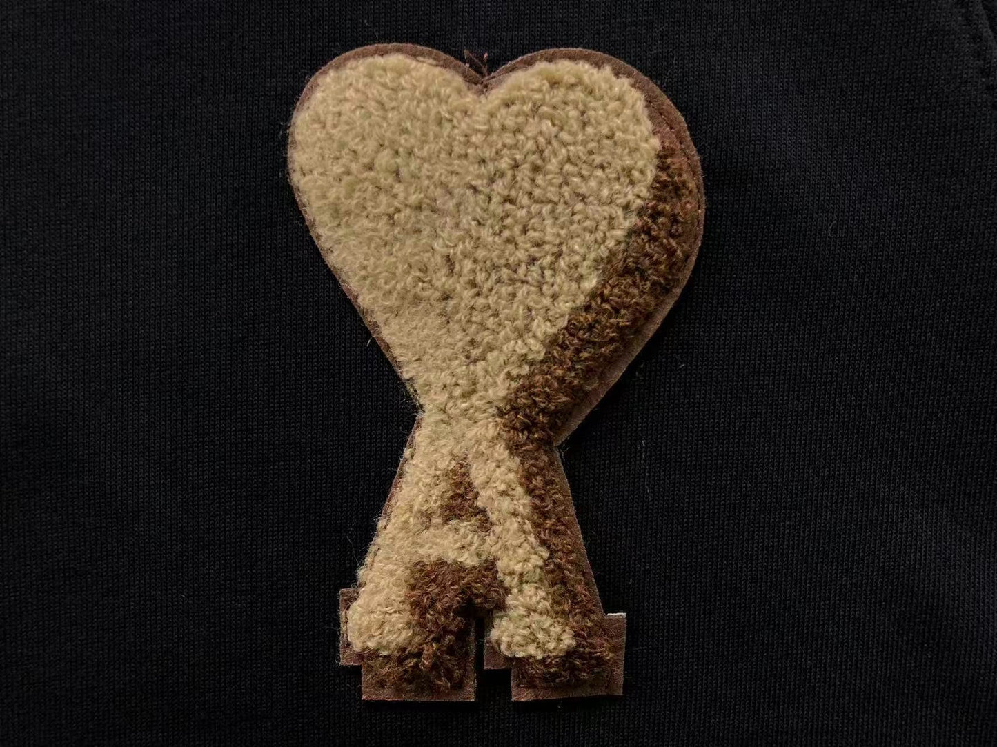 Moletom AMI Paris Ami de Cœur Hoodie Gold
