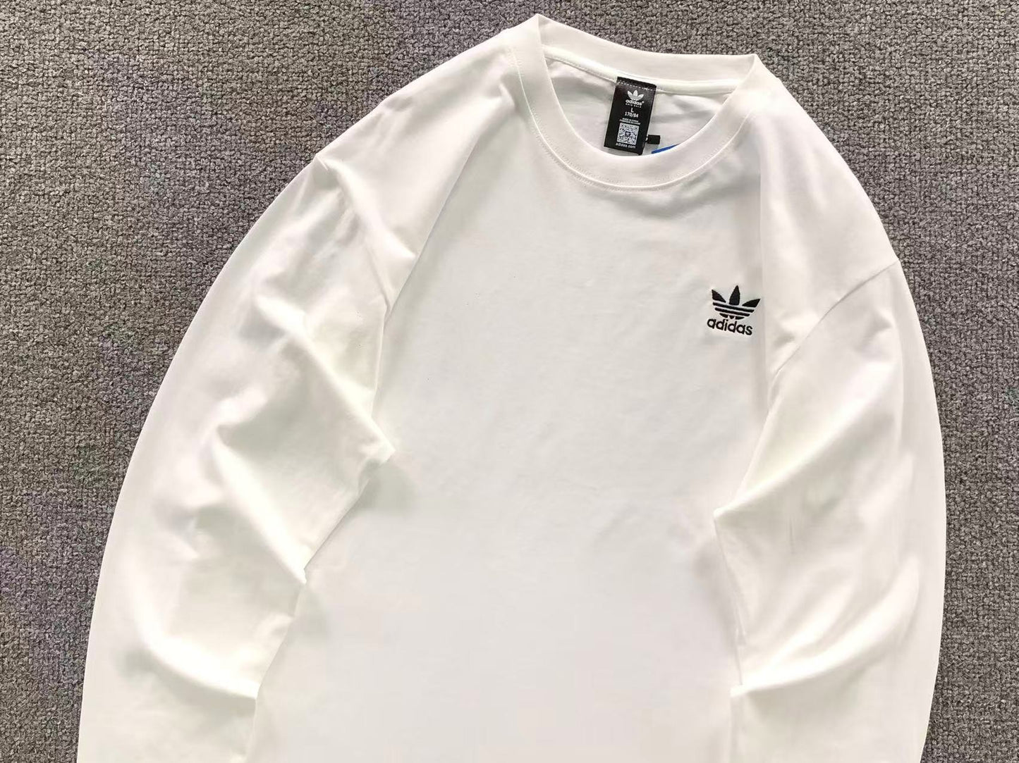 Camiseta Adidas Essentials Long Sleeve