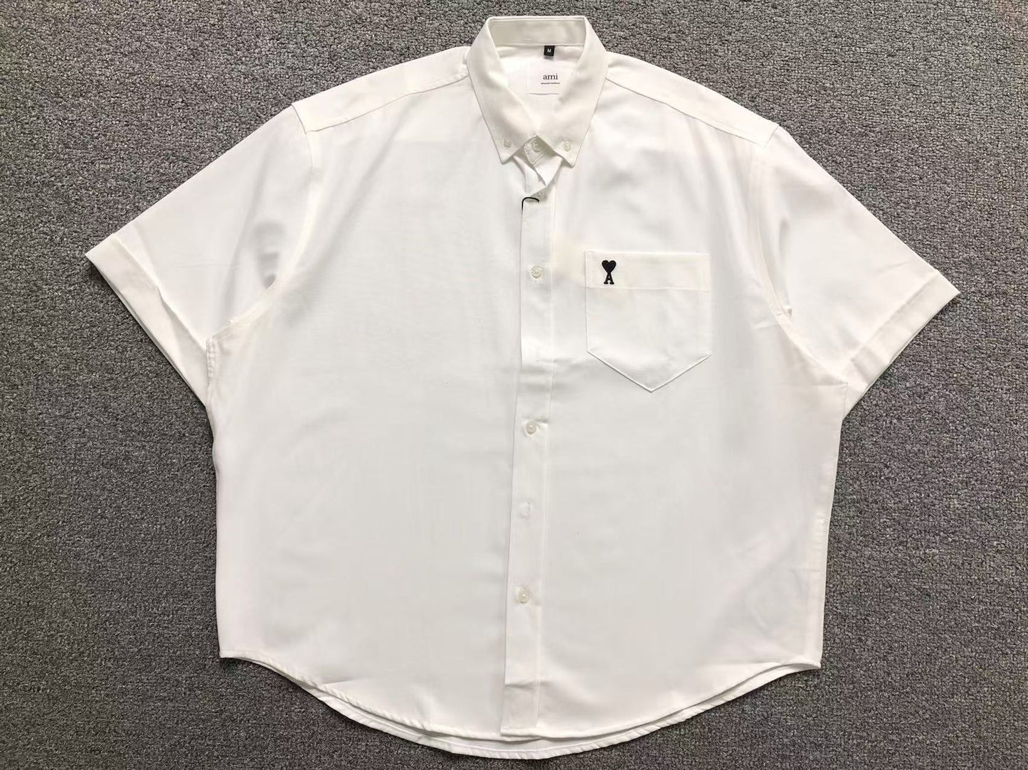 Camisa AMI Paris Signature Heart Oxford Minimal