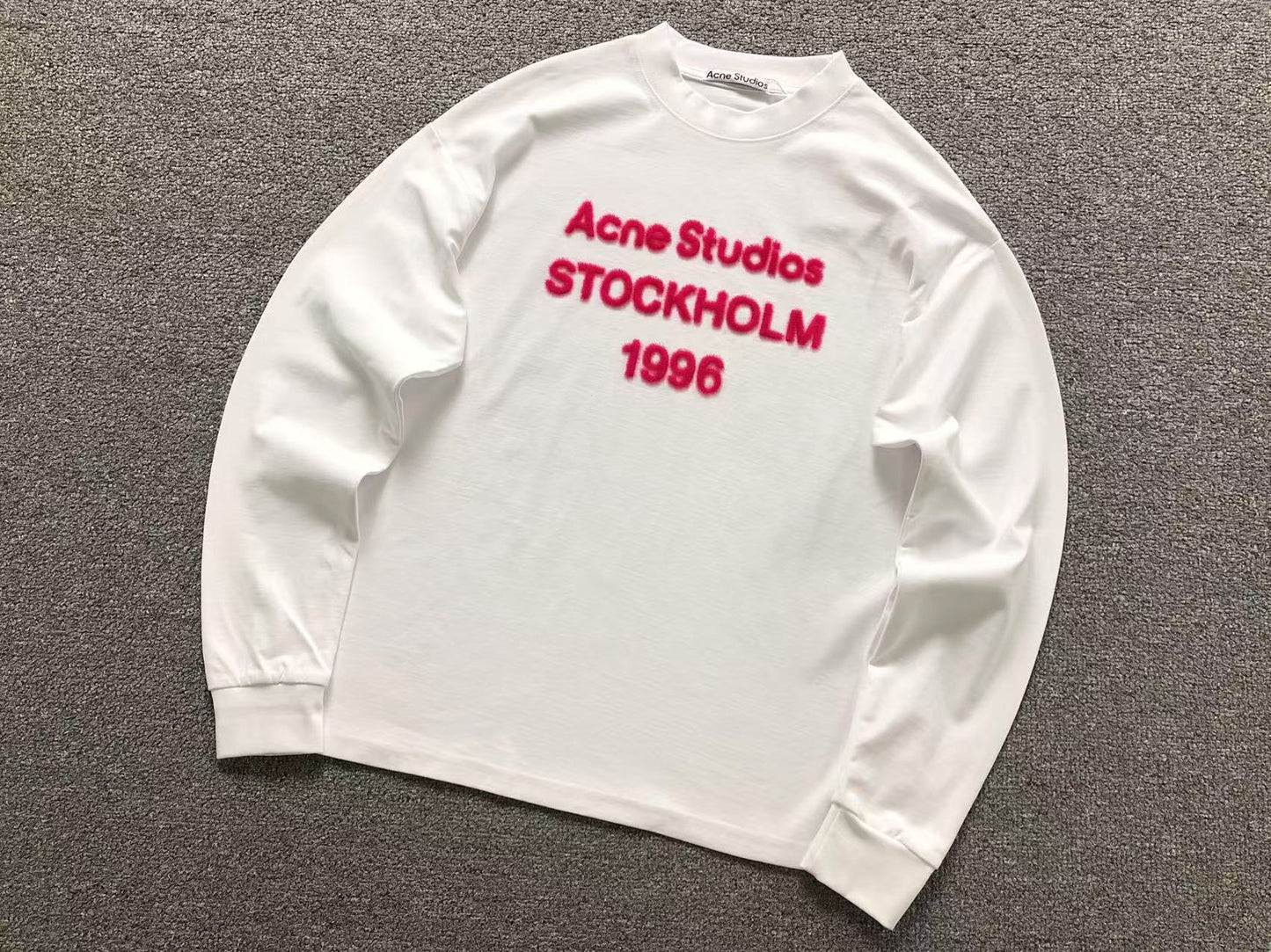 Camiseta Acne Studios Neon Archive Tee