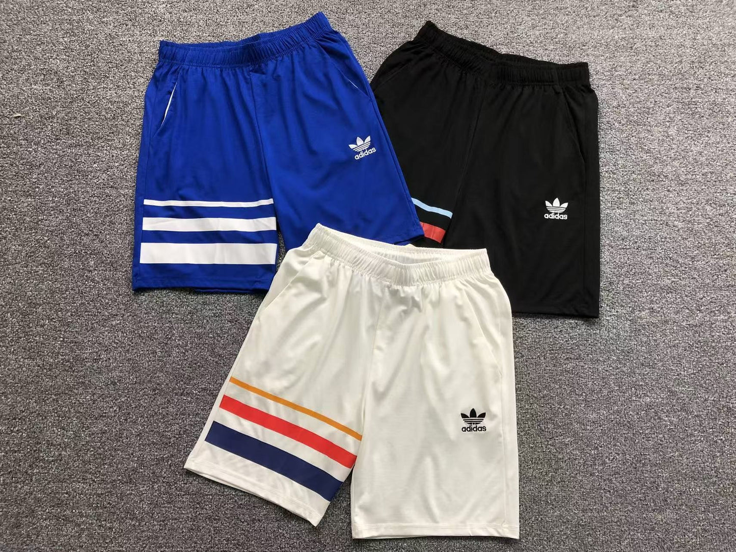 Short adidas Originals Retro Stripe