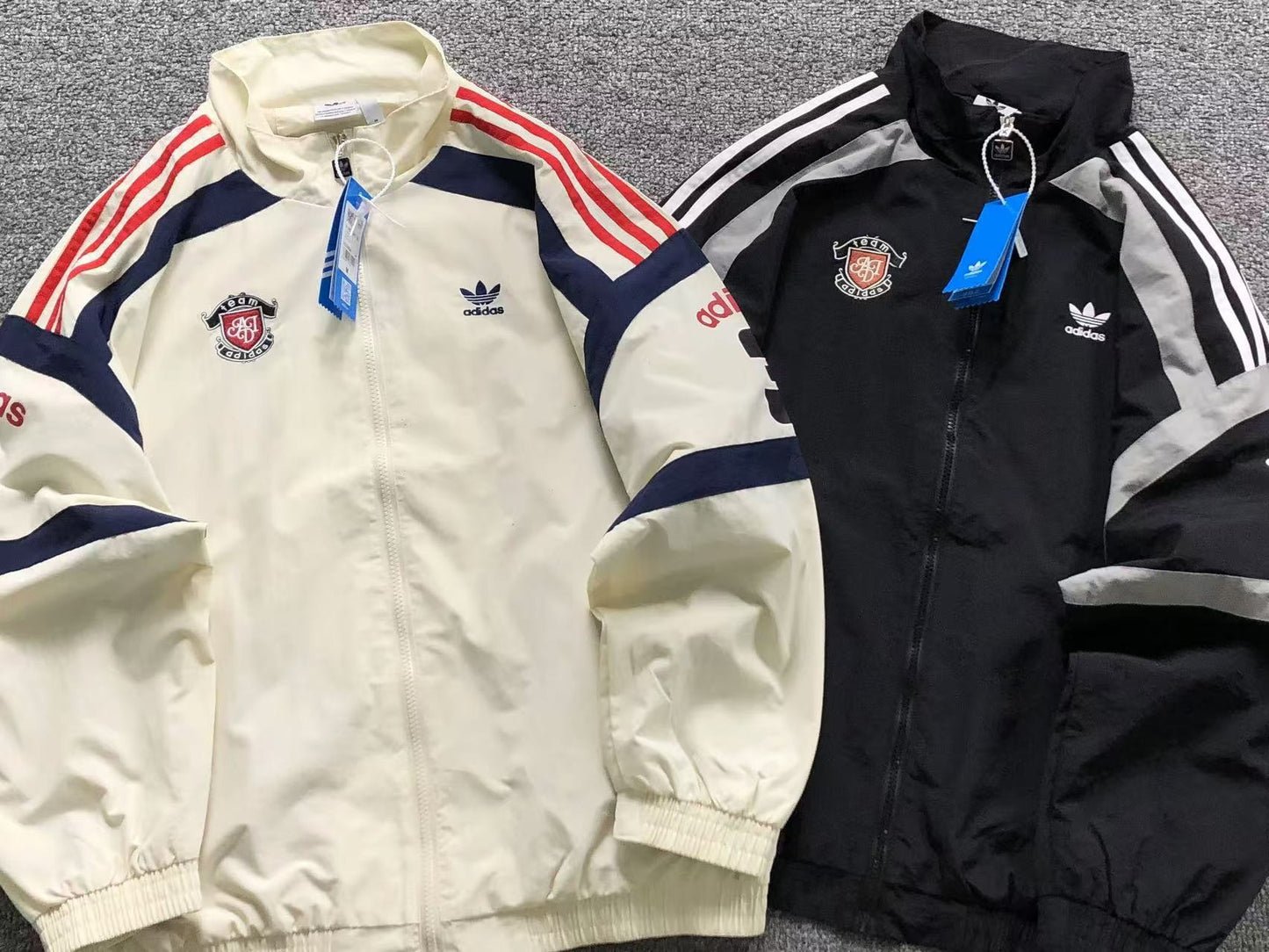 Jaqueta Adidas Y2K Motorsport