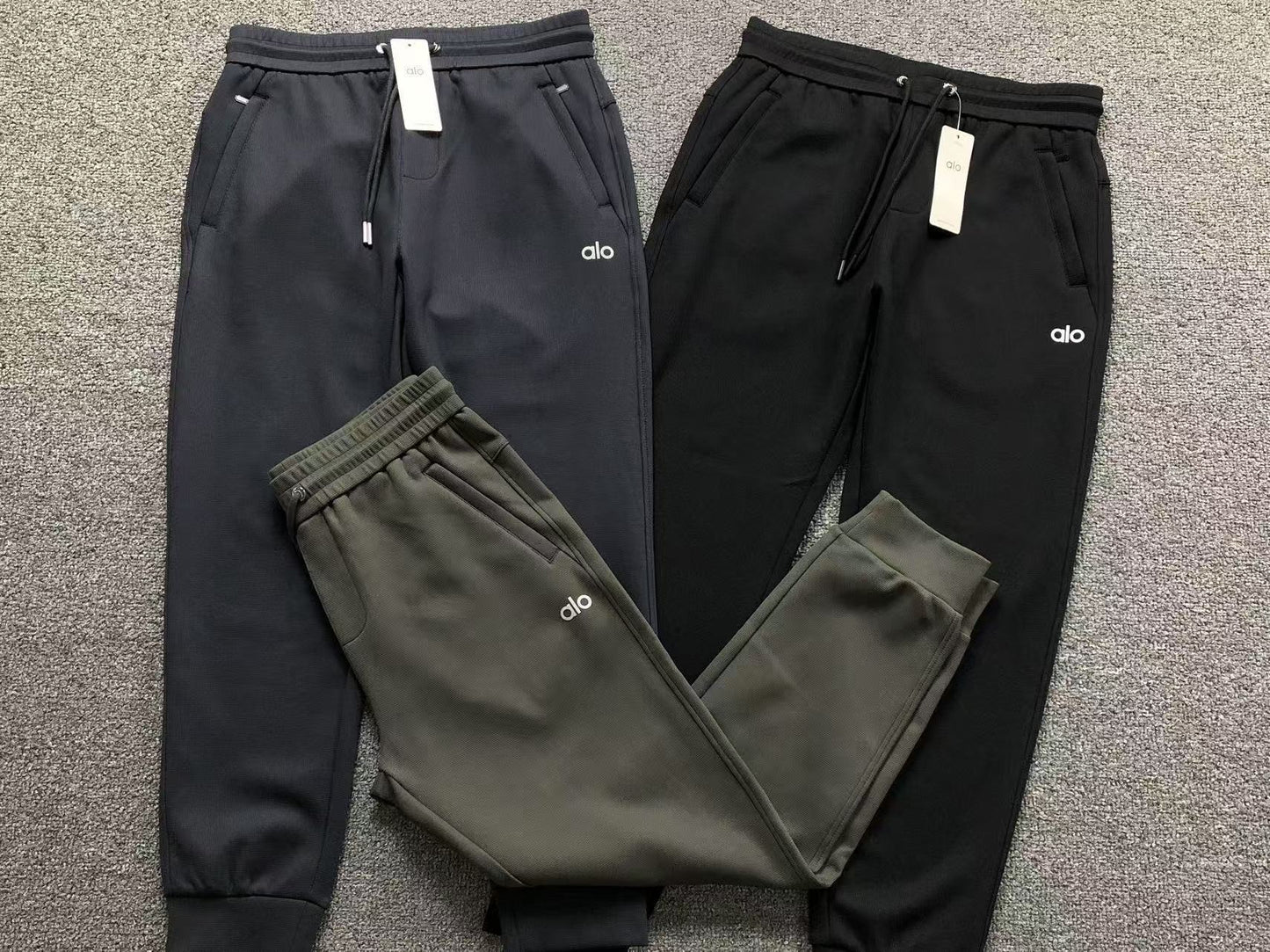 Calça elástica ALO moletom jogger
