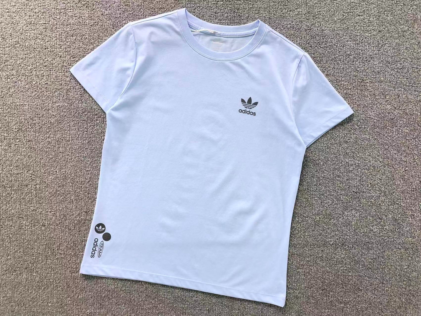Camiseta Adidas Everyday Femimina