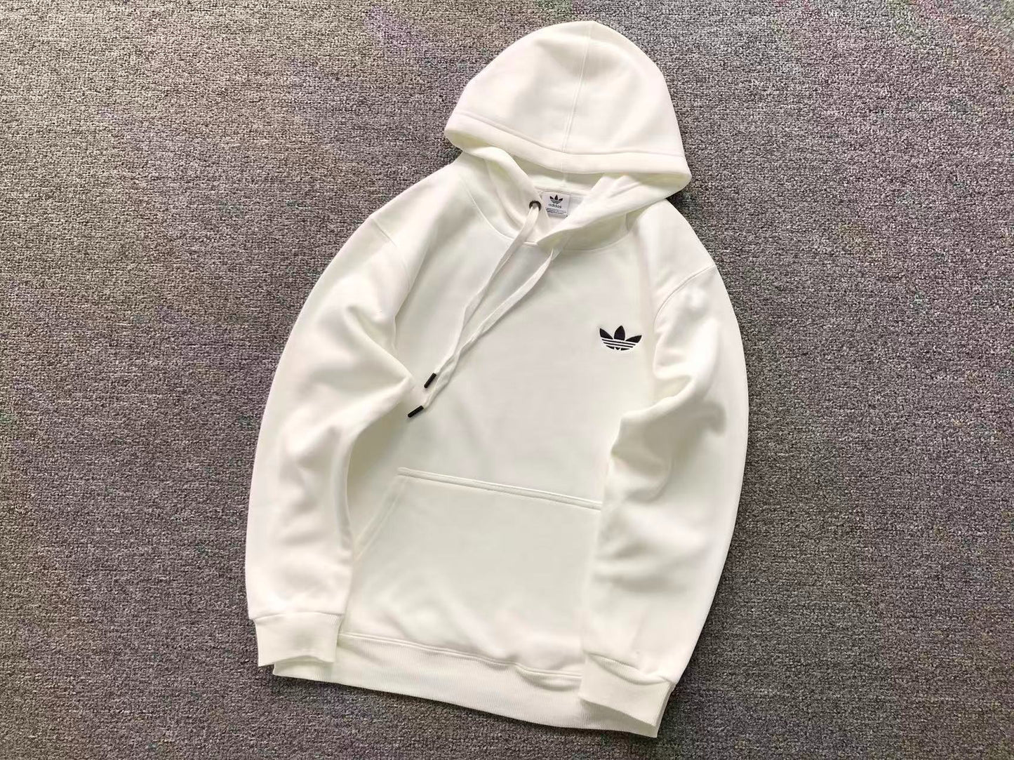 Moletom Adidas Originals Essential Hoodie
