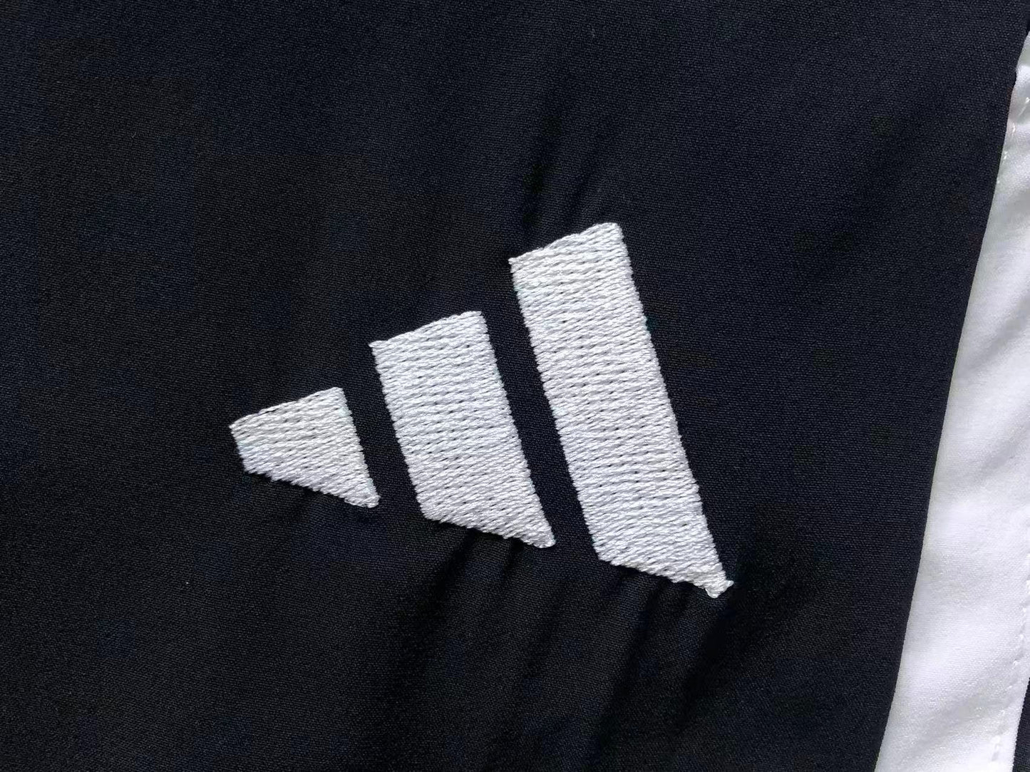 Calça Adidas Stripe Essential Jogger