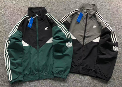 Jaqueta Adidas Chevron Windbreaker Archive