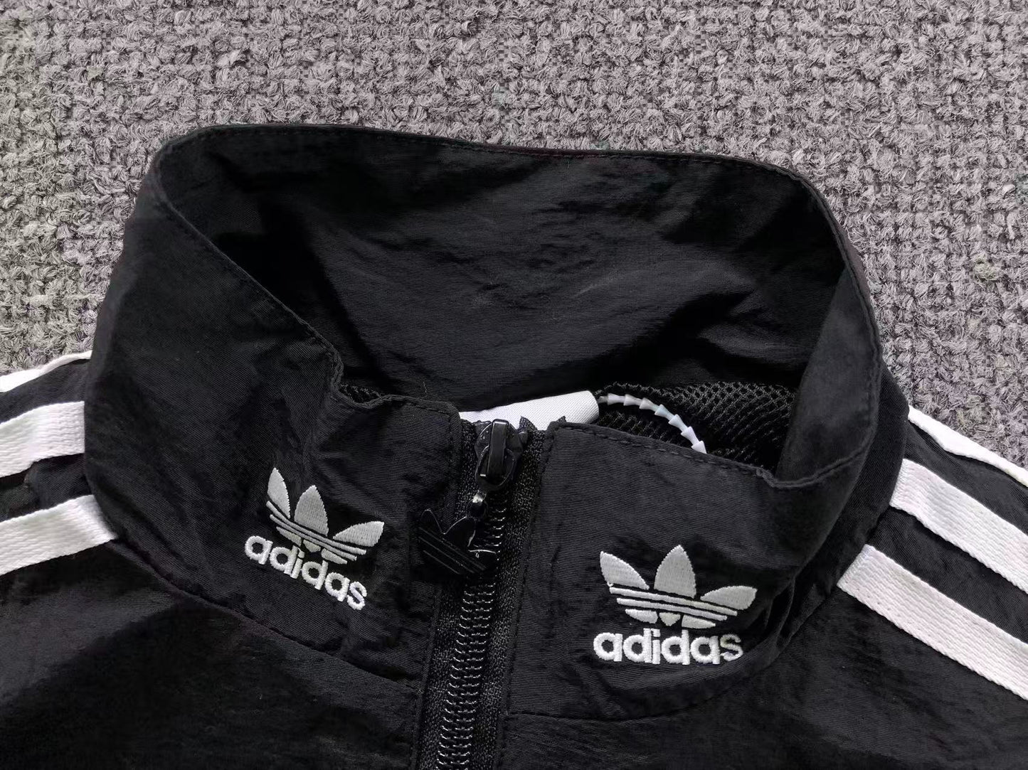 Jaqueta Adidas Feminina Y2K