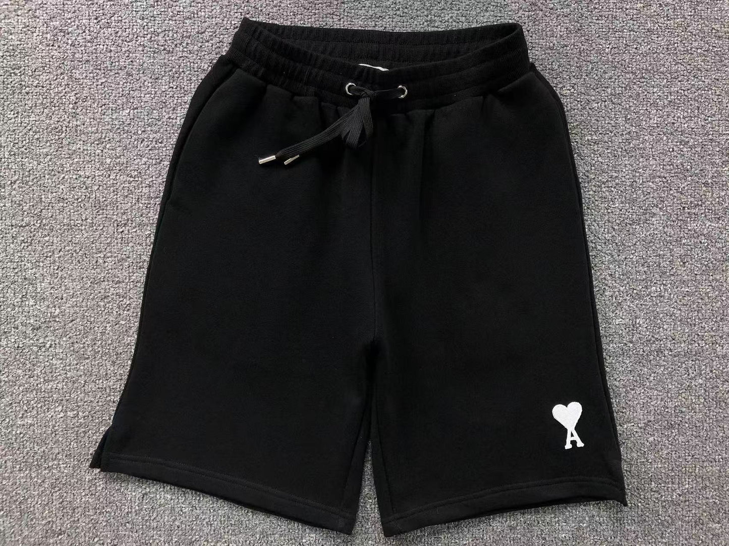 Short AMI Paris Heart Logo