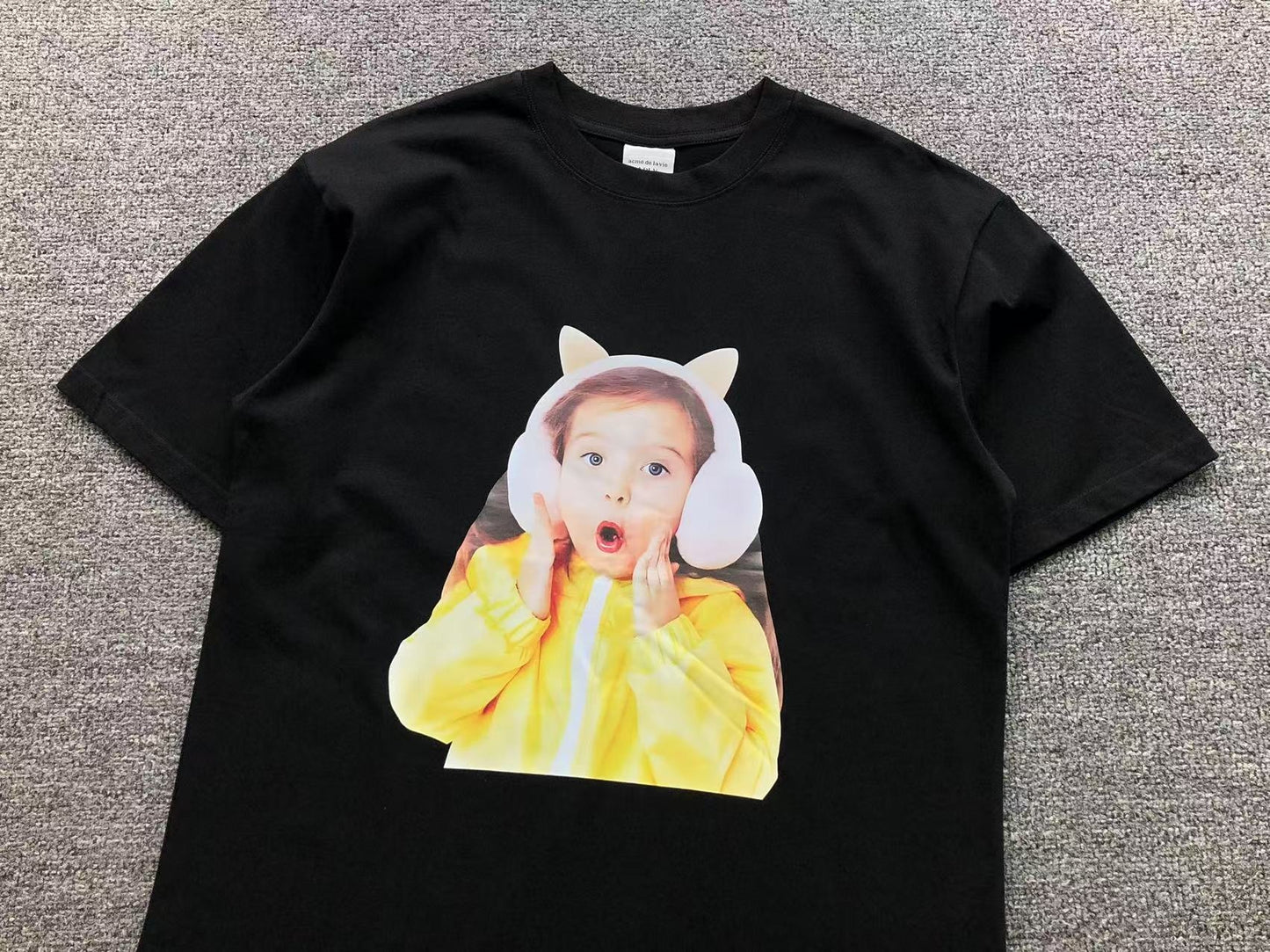 Camiseta ADLV Baby Face Graphic