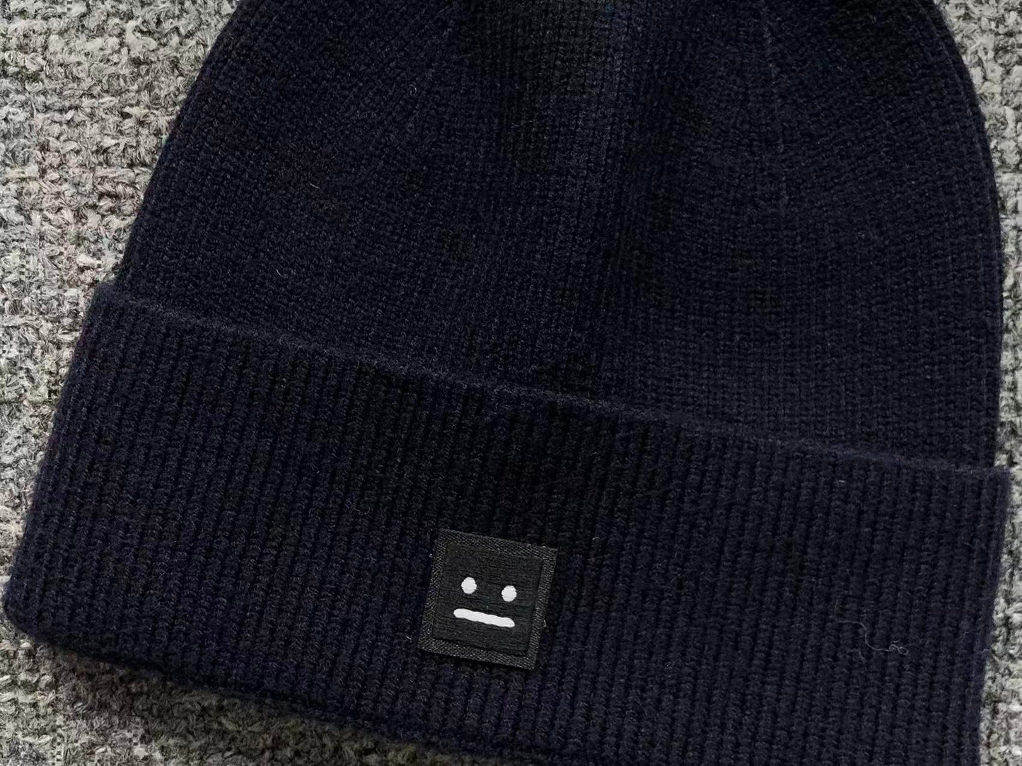 Touca Acne Studios Face Patch
