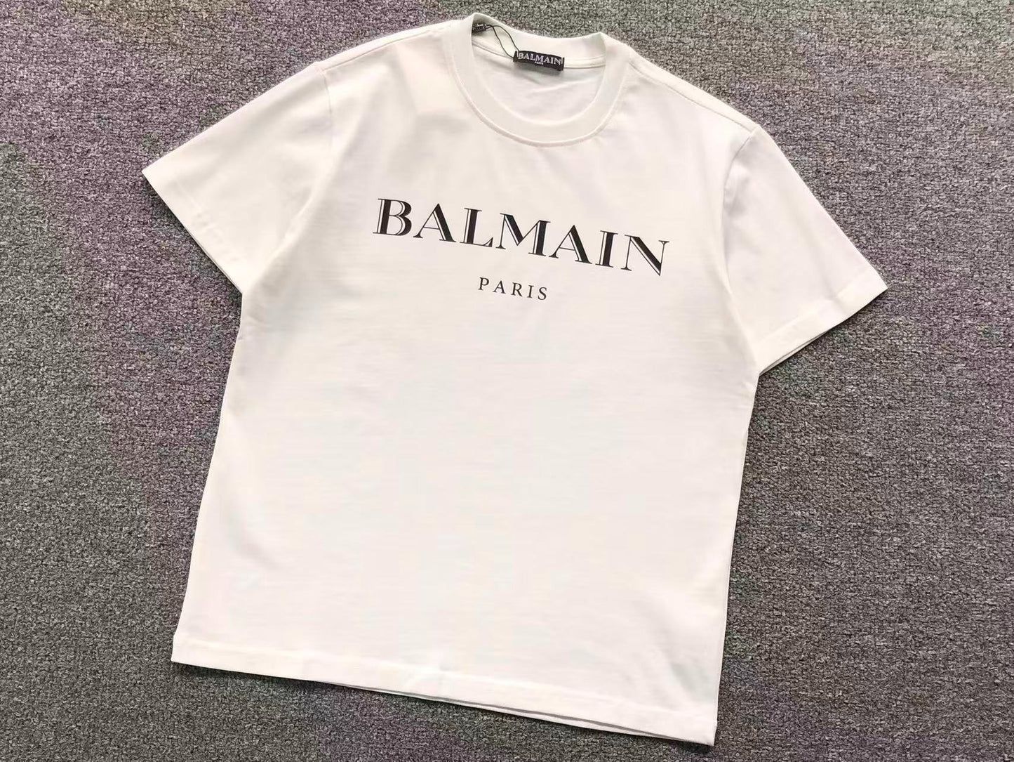 Camiseta Balmain Paris Minimal