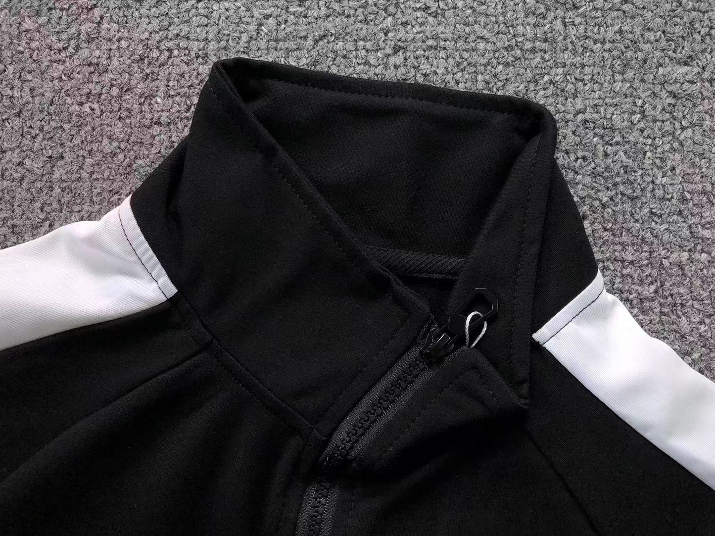 Moletom Adidas Cropped Track Fit Zip