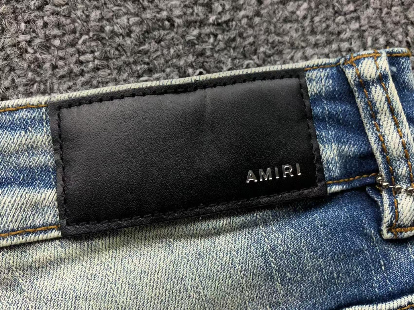Calça AMIRI TR Ice Blue Distressed Denim