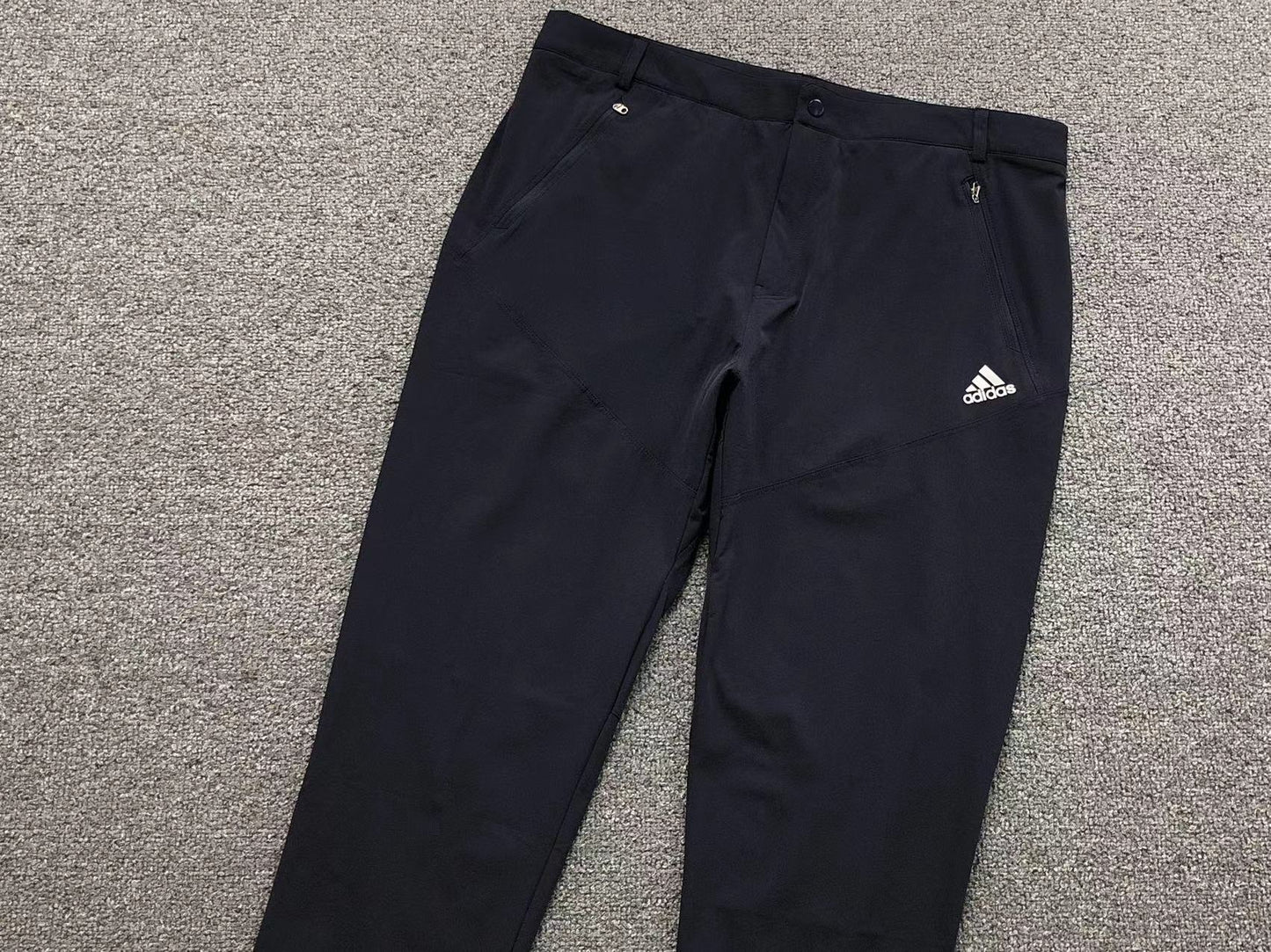Calça Adidas Tech Utility Pants