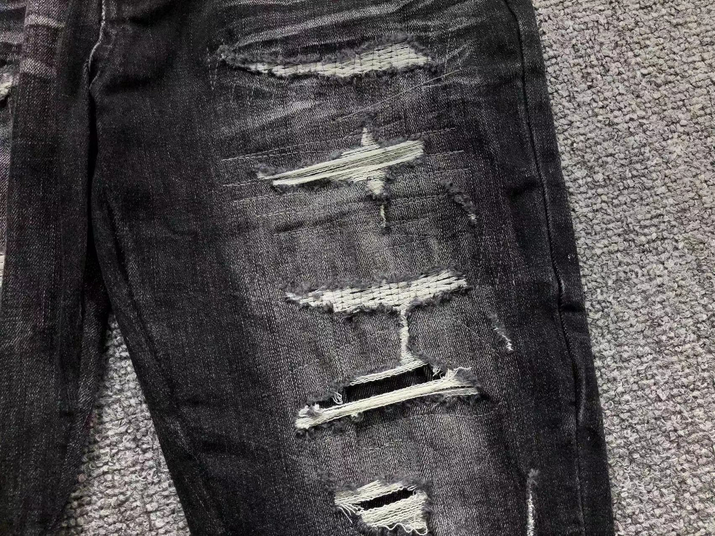 Calça Jeans AMIRI Distressed Black