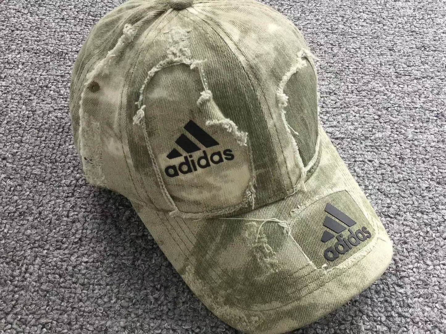 Boné adidas Distressed Archive