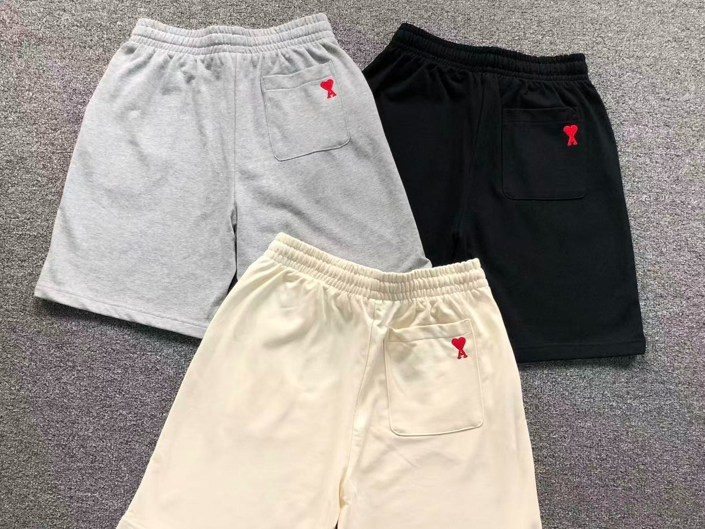 Short AMI Paris Pocket Heart Logo