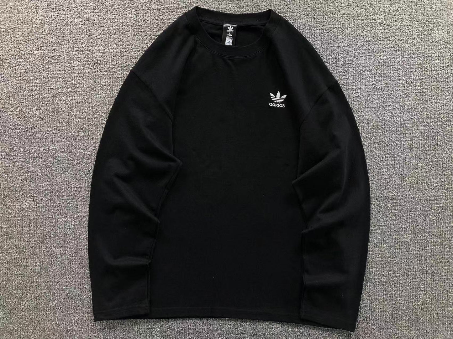Camiseta Adidas Essentials Long Sleeve