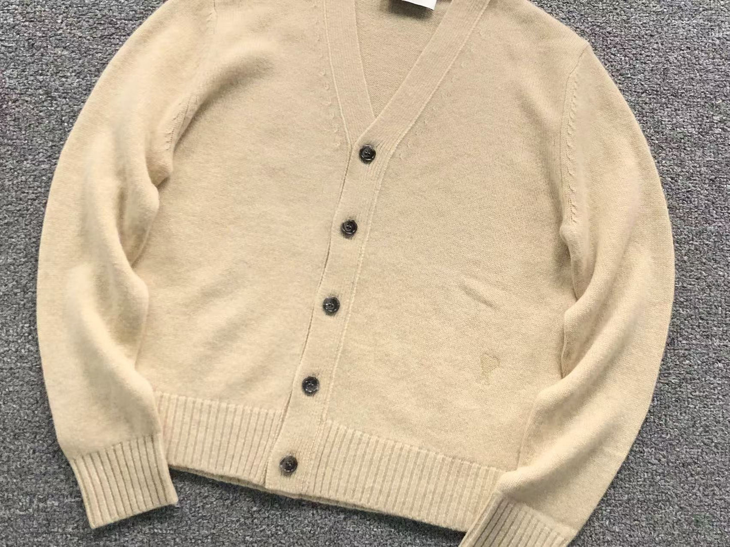 Suéter Cardigan AMI Paris Essential Feminino