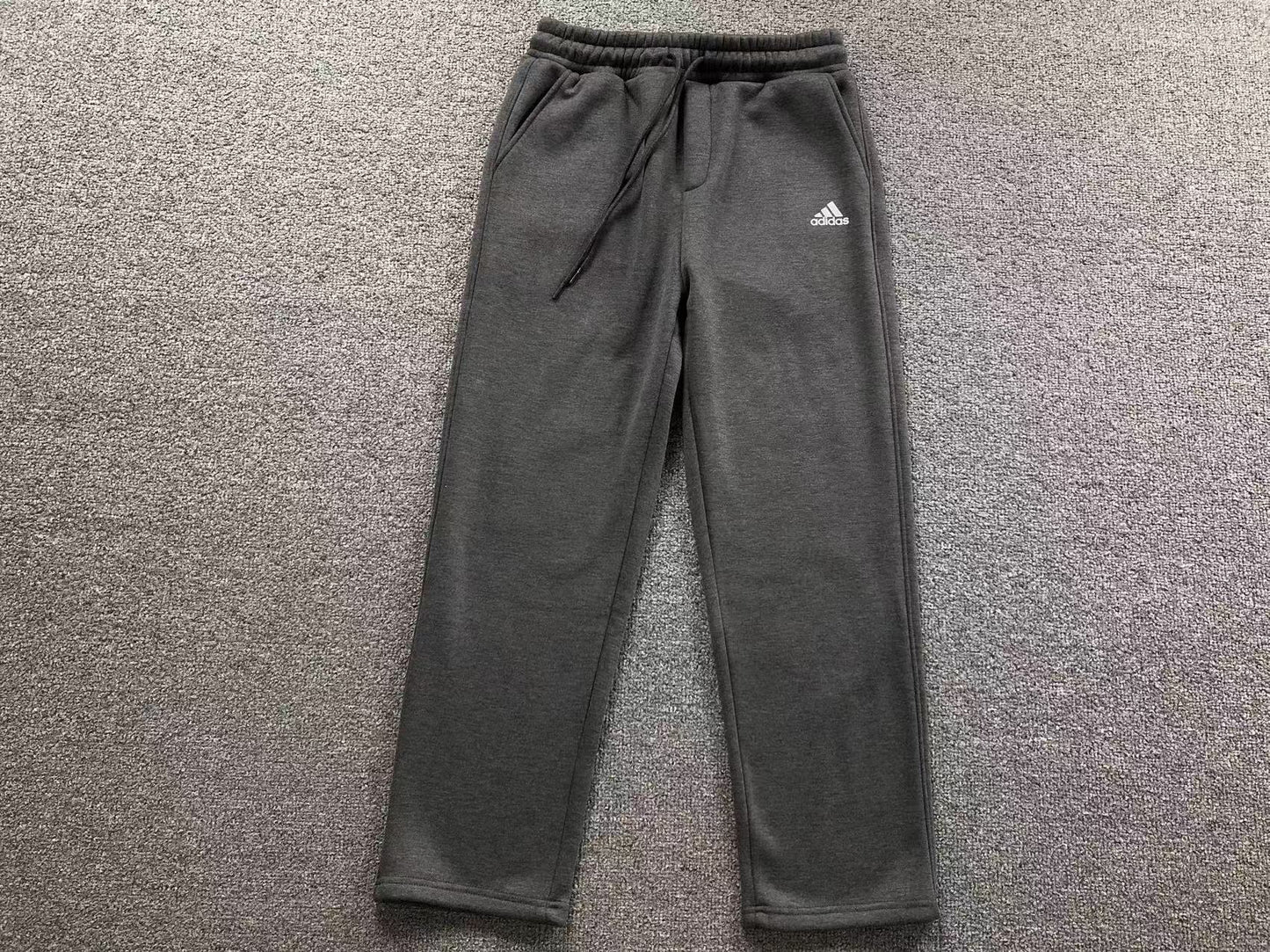 Calça Adidas Neutral Tone Pants