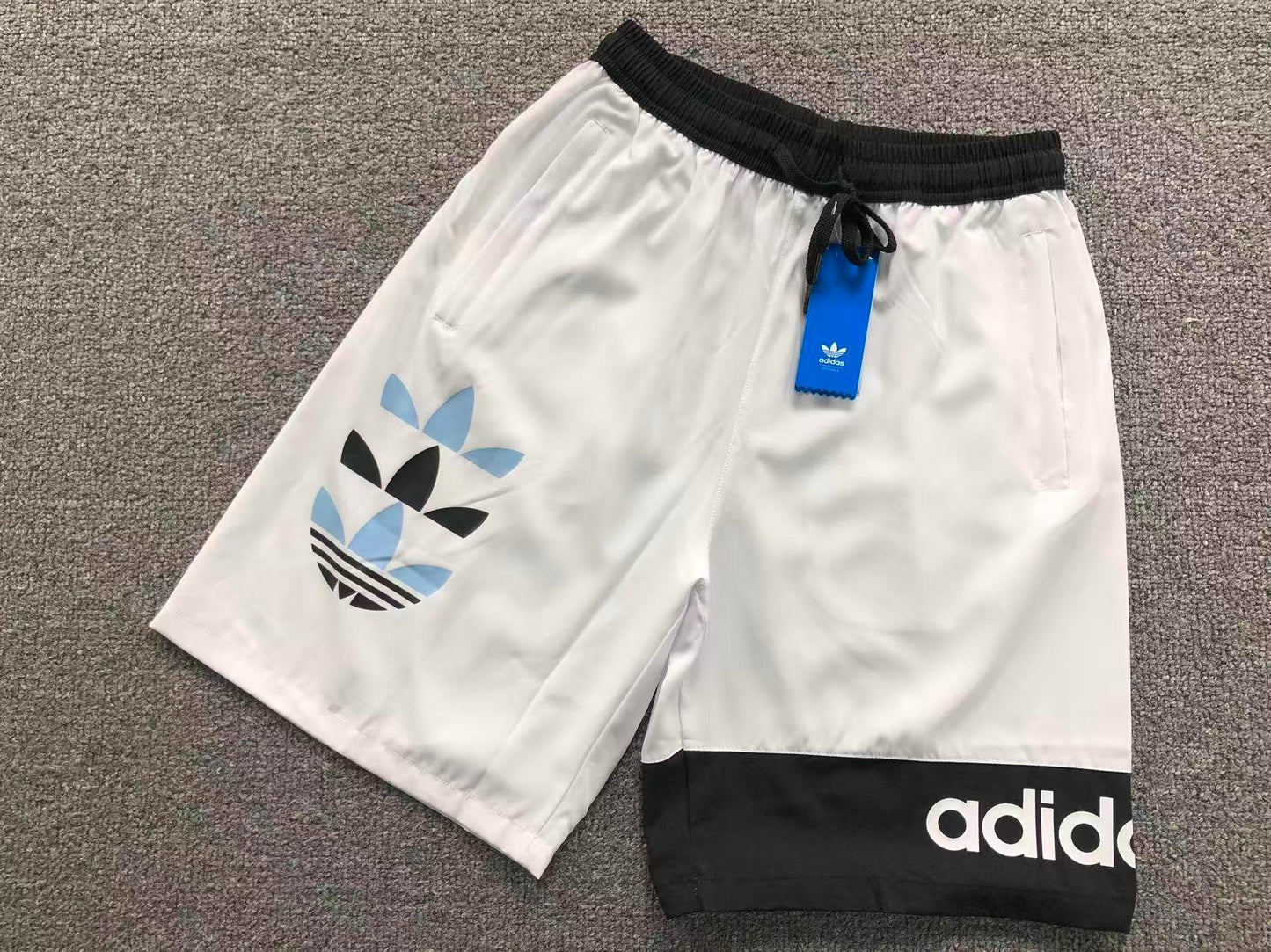 Short adidas Coastal Trefoil