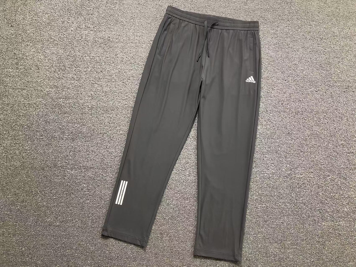 Calça Adidas Performance Tech Jogger