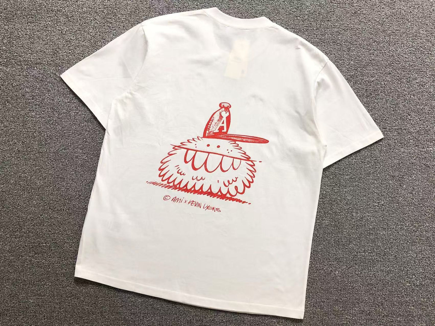 Camiseta AMI Paris Graphic Backprint Artist Edition
