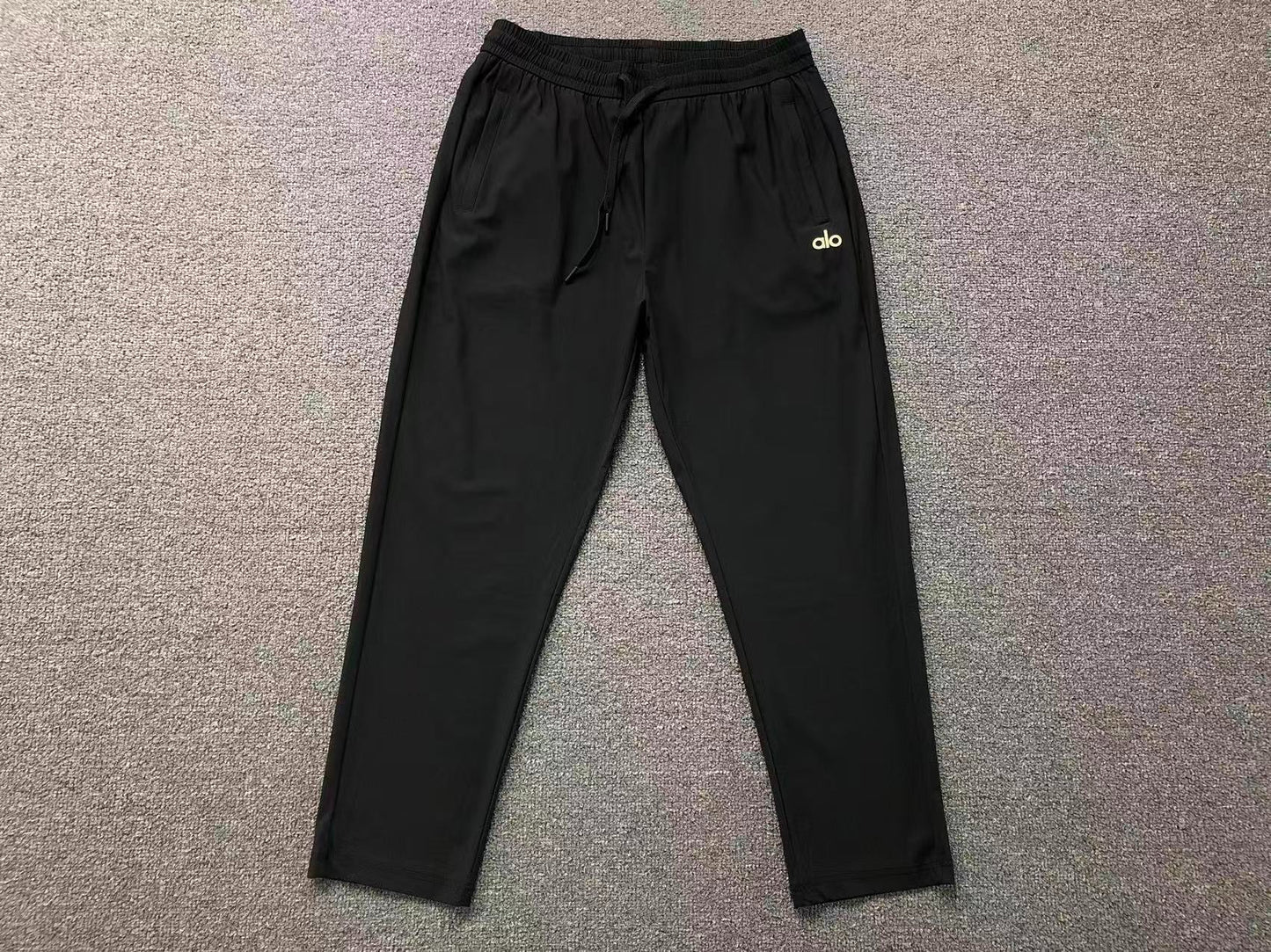 Calça elástica ALO moletom reta