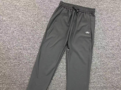 Calça elástica ALO moletom reta